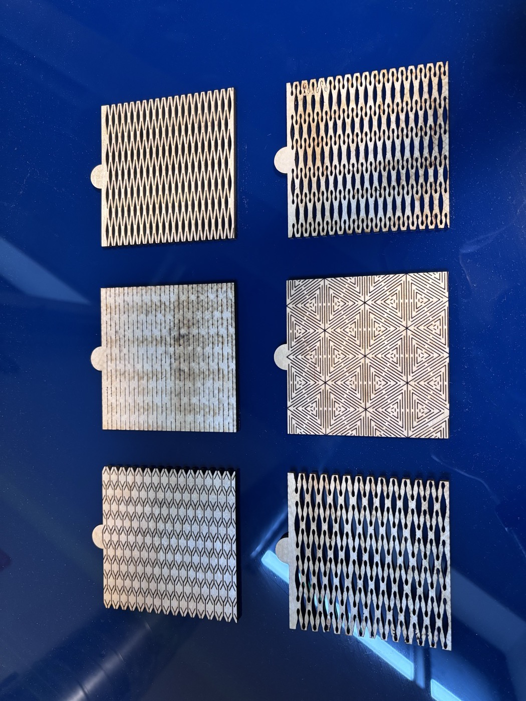 Hinge Design 1 — six kerf patterns